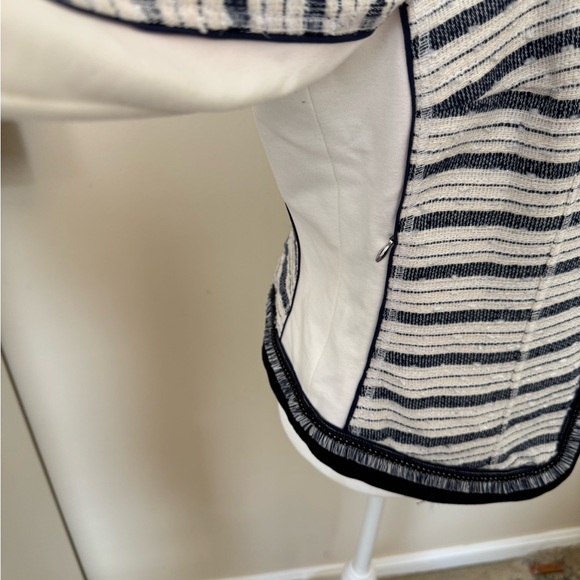 White House Black Market Striped Blazer - Picture 4 of 8